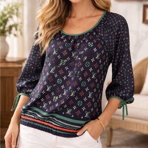 VTG Designer-Inspired Navy Multicolor Scoop Neck Blouse with Green Trim